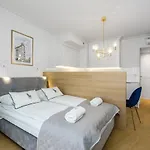 Studio Krysiewicza By Renters *